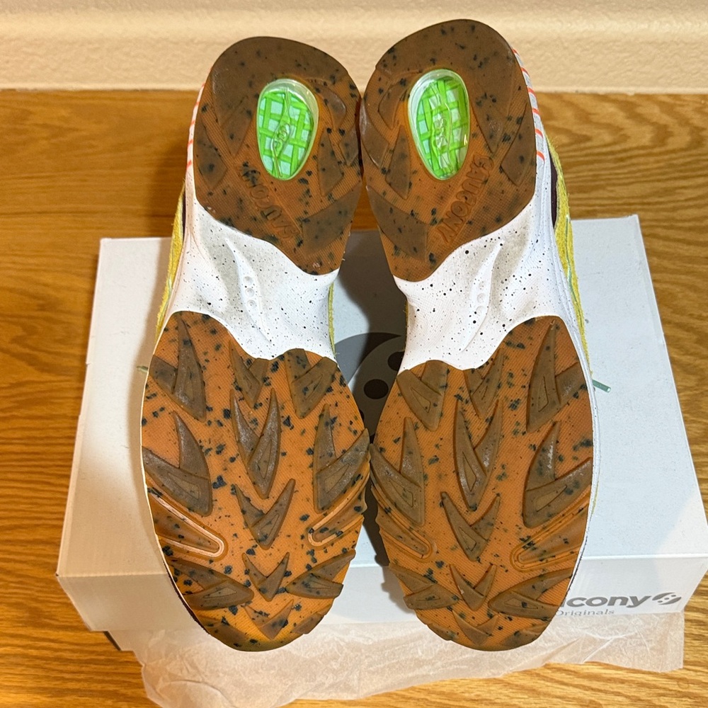 Saucony 3D Hurricane Multicolor Suede Sneakers - Picture 6 of 7